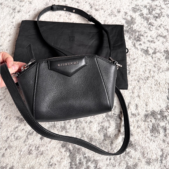 $1200 Givenchy antigona nano black leather crossbody bag purse - Picture 12 of 14